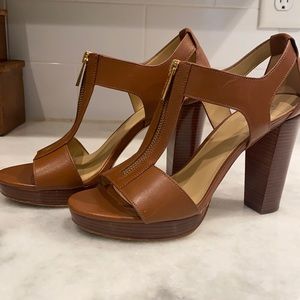 Michael Kors Berkley T-Strap Platform Heels 8.5